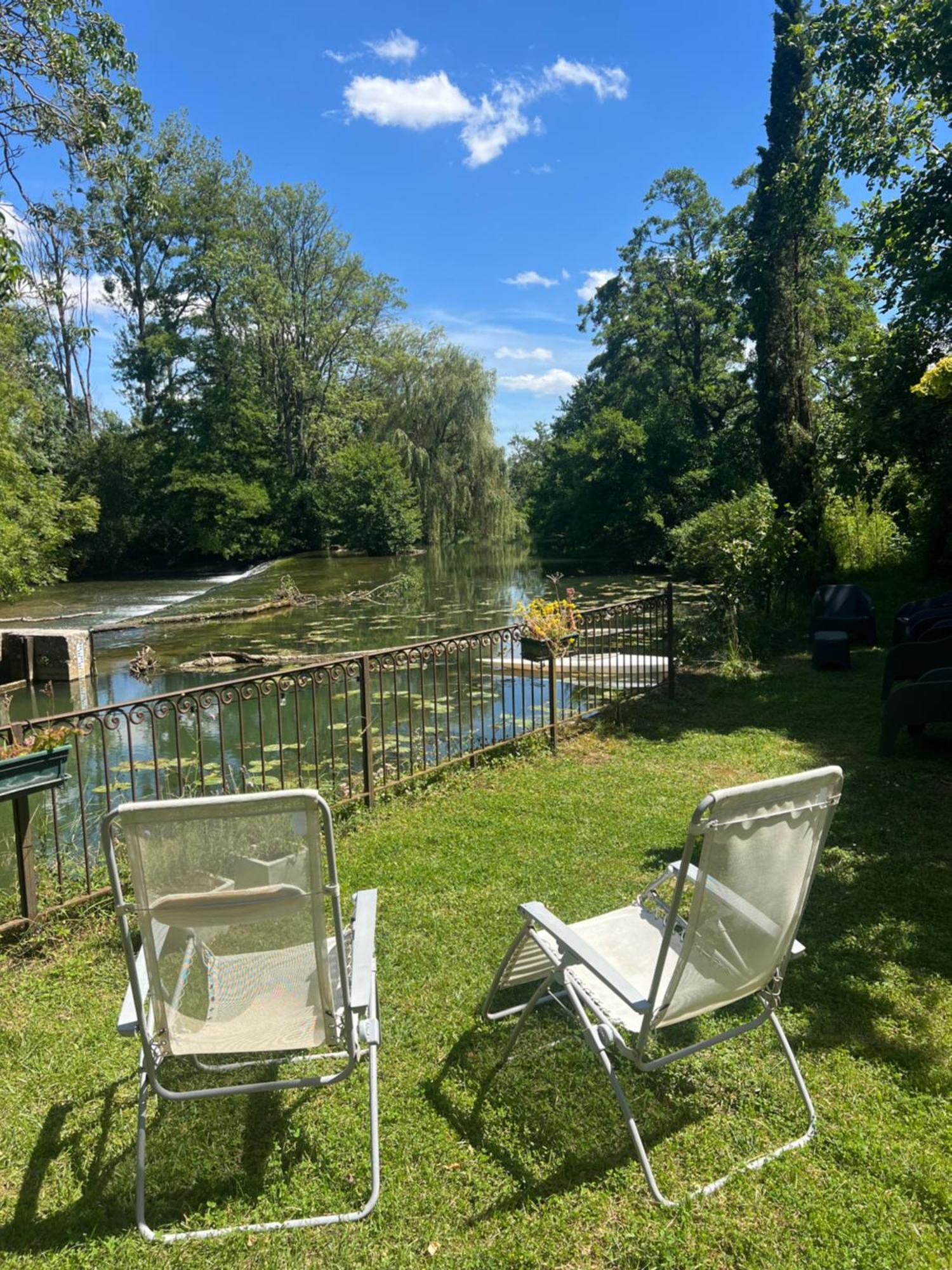 Magnifique Moulin Proche Chablis, Jacuzzi Et Riviere Villa Annay-sur-Serein Luaran gambar